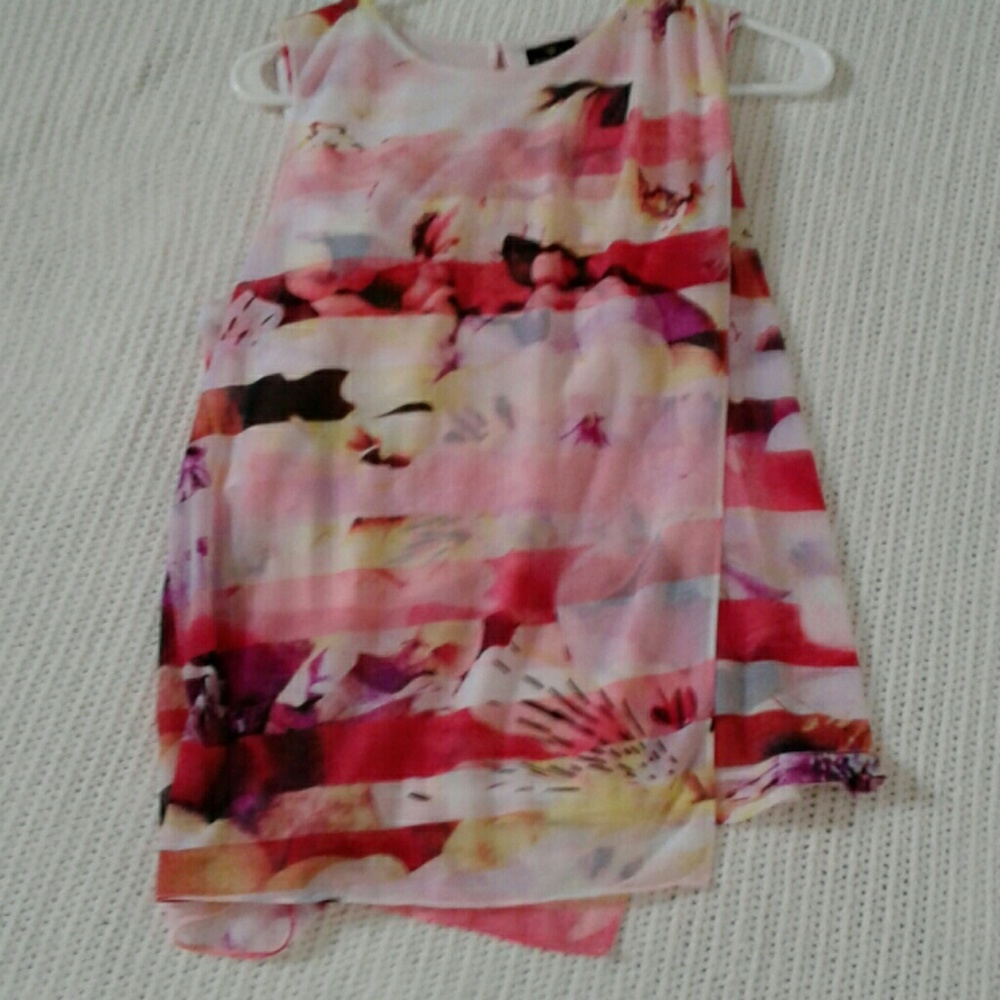 Pink sleeveless top